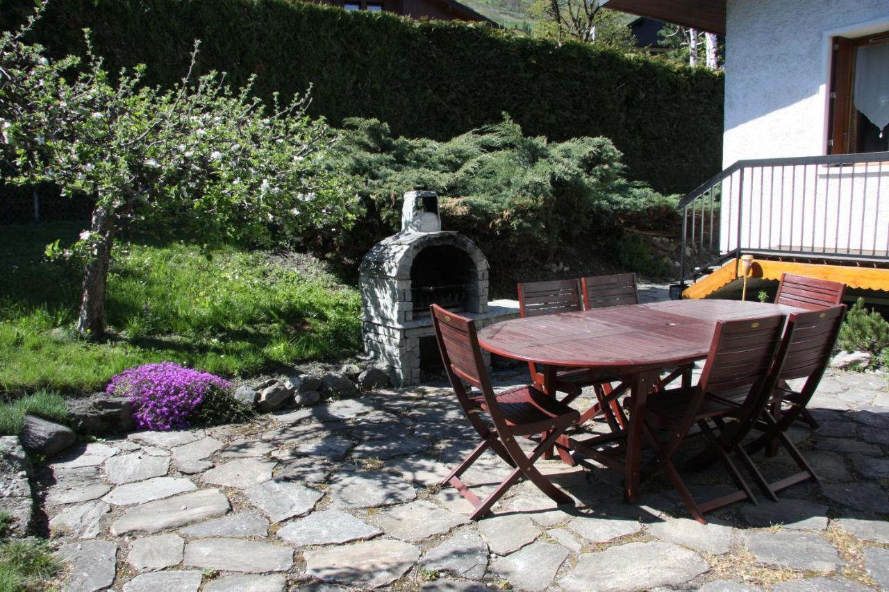 Chalet Avec Jardin Bourg-Saint-Maurice Eksteriør billede
